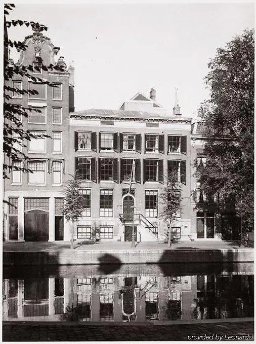 Hotel 717 Amsterdam 5*,
