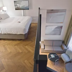 5* Ξενοδοχείο Pestana Riverside