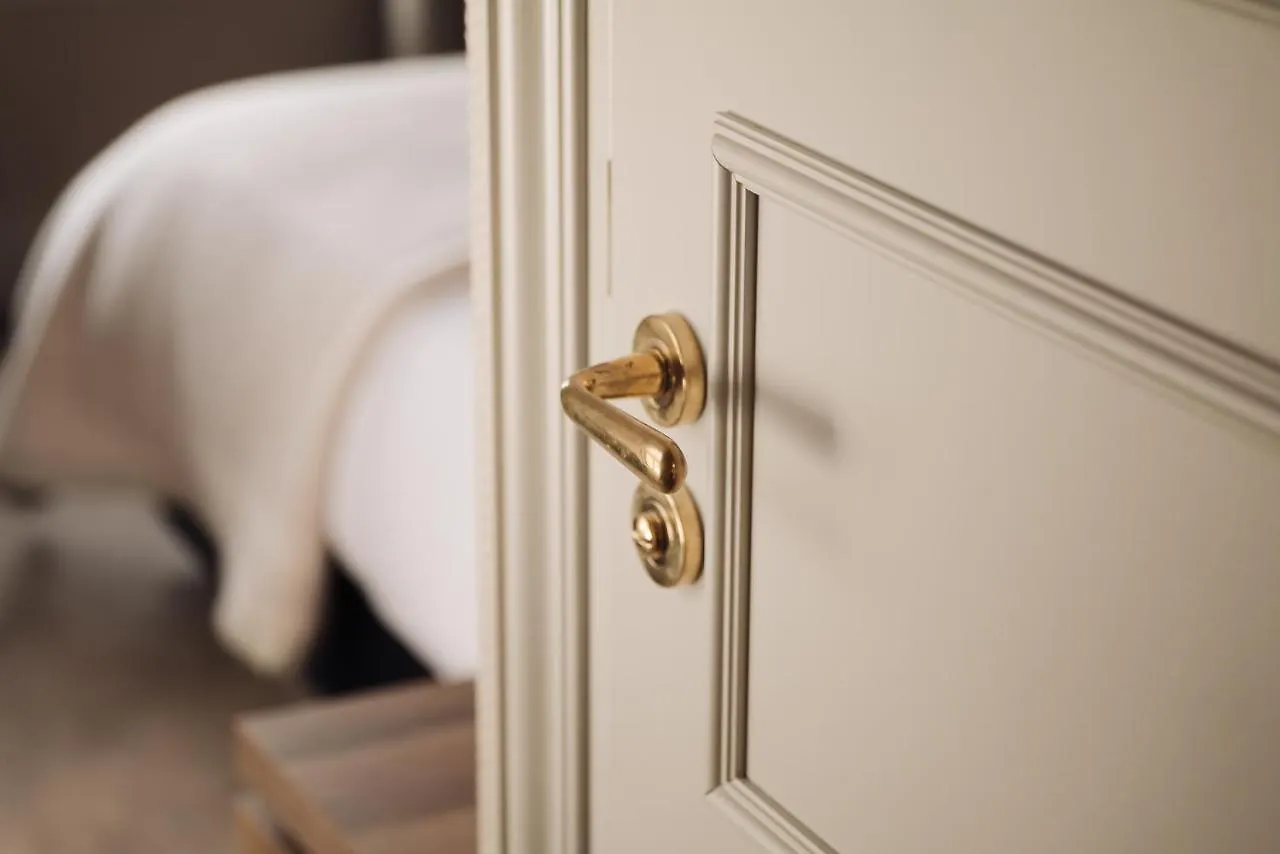 Hotel 717 Amszterdam 5*,